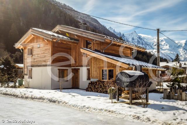 Chalet Noisette Mar23 Season 1500x1000 3