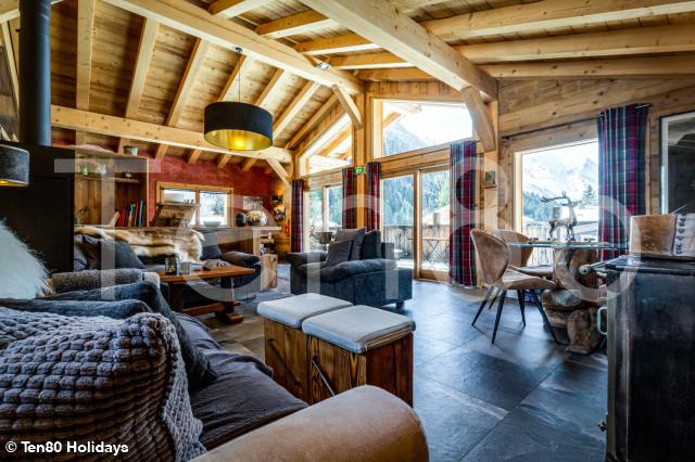 Chalet Noisette Mar23 Season 1500x1000 8