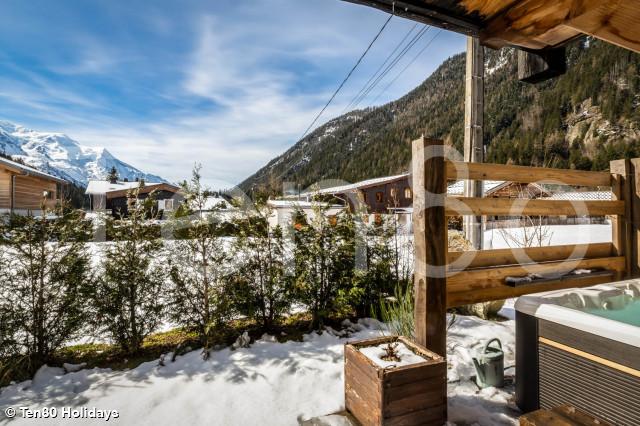 Chalet Noisette Mar23 Season 1500x1000 14