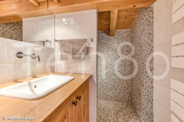 Chalet Cusop   SEASON   1500x1000   Juin 25 4