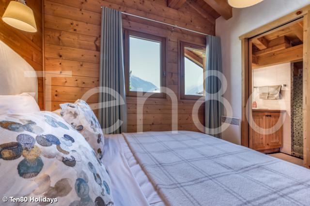 Chalet Cusop   SEASON   1500x1000   Juin 25 3