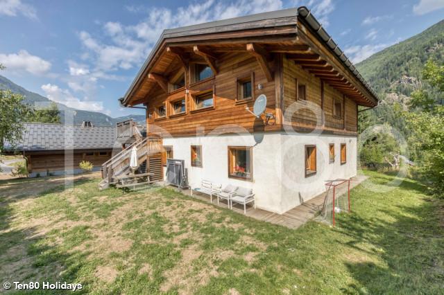 Chalet Cuivré SEASON 0725 1500x1000 3
