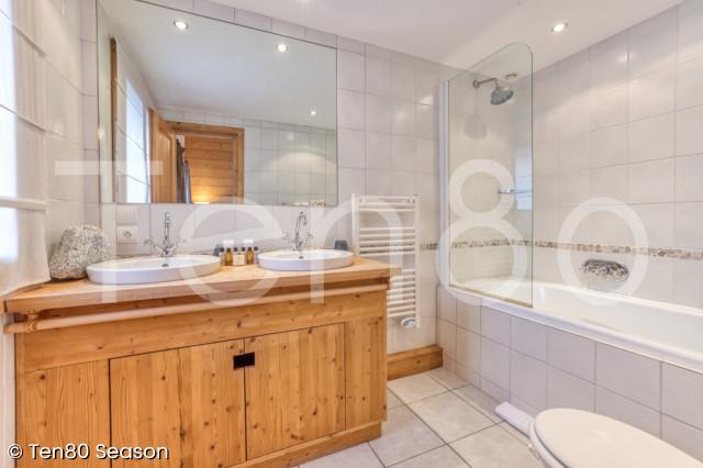 CHalet Weisshorn Nov 25 Holidays 1024x683 22