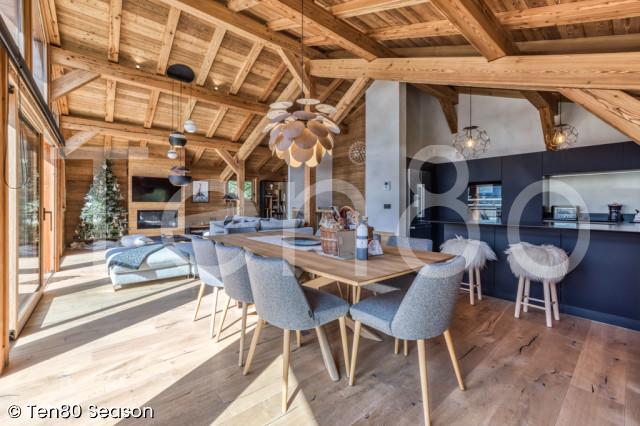 Chalet Hupa_Ten80 Season