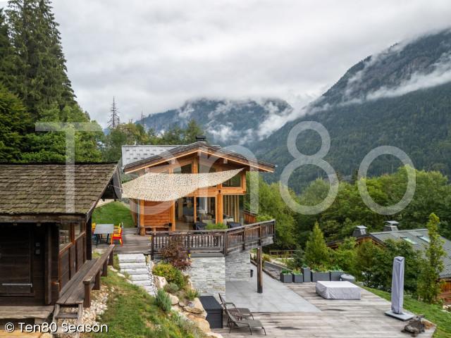 Chalet Simandou_Ten80 Season