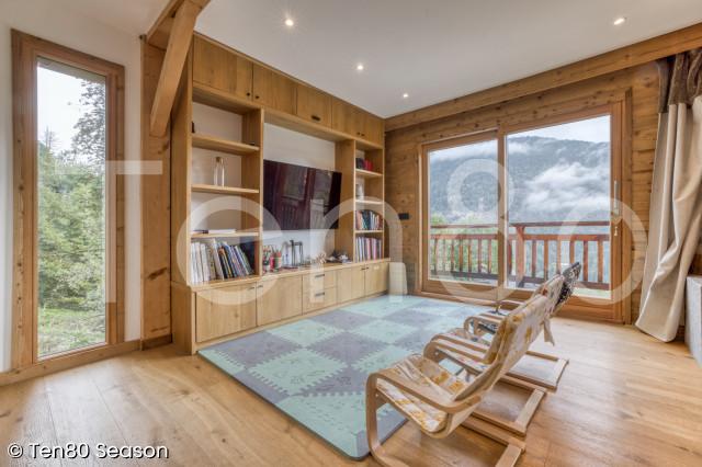 Chalet Simandou_Ten80 Season