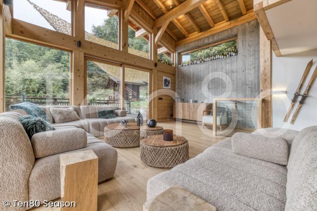 Chalet Simandou_Ten80 Season