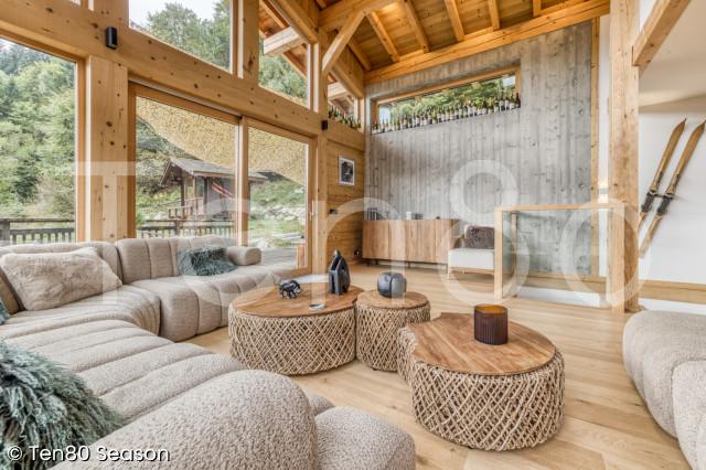 Chalet Simandou_Ten80 Season