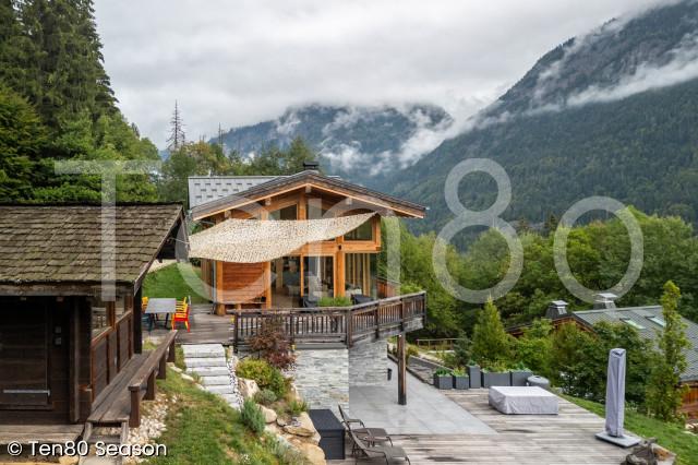 Chalet Simandou 0926 SEASON 1500x1000 7
