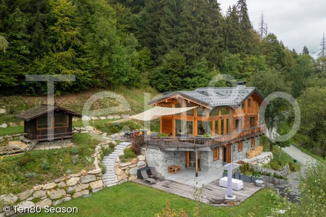 Chalet Simandou 0926 SEASON 1500x1000 2