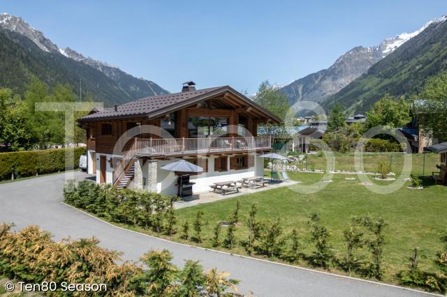 Chalet Everest Mai 25 Season 1500x1000 22